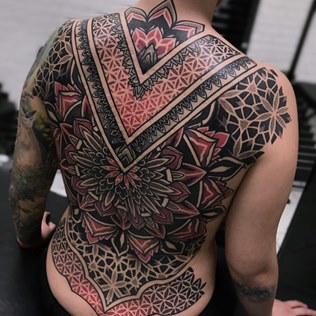 Татуировка: Спина в стиле орнаментал